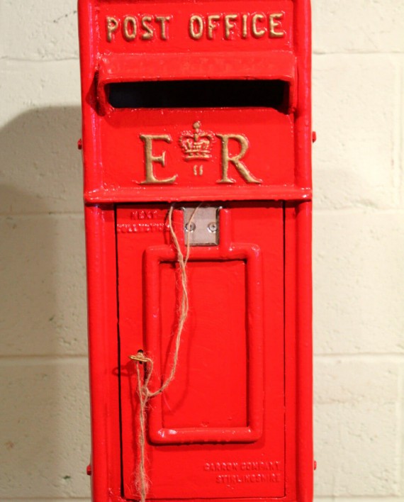 Antique British Royal Mail Queen Elizabeth 2nd Red Post Box - Warwick ...
